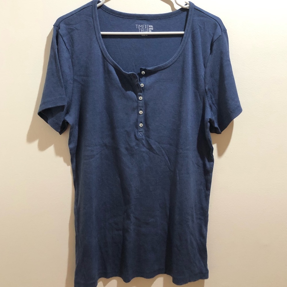 cute quarter buttoned tops (gray, blue and brown)